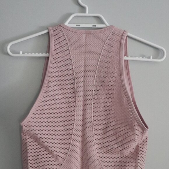 Fabletics Women's Pink Musetta Seamless Activewear Breathable Mesh Scoop Tank - Picture 5 of 7